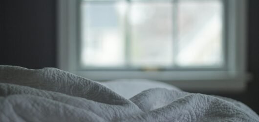 7 Simple Morning Habits to Boost Energy Naturally and Stay Productive All Day